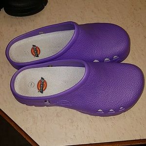 dickies clogs
